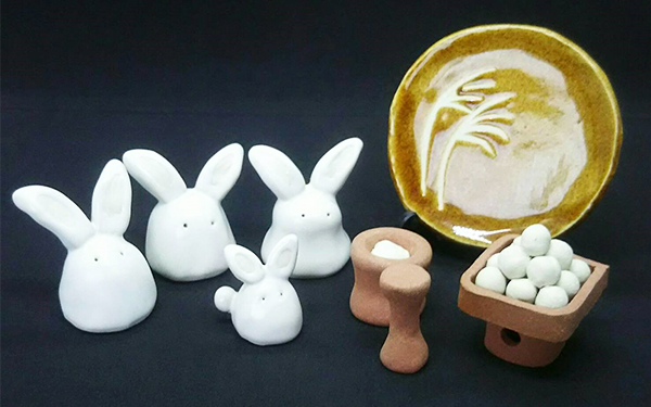 うさぎの餅つき家族